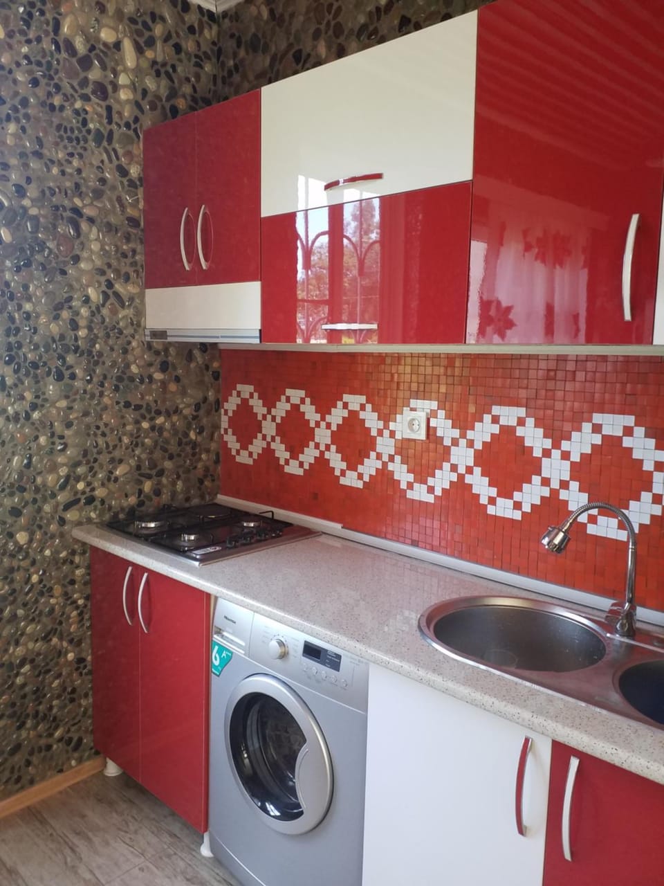 Kitchen or kitchenette, Communal kitchen