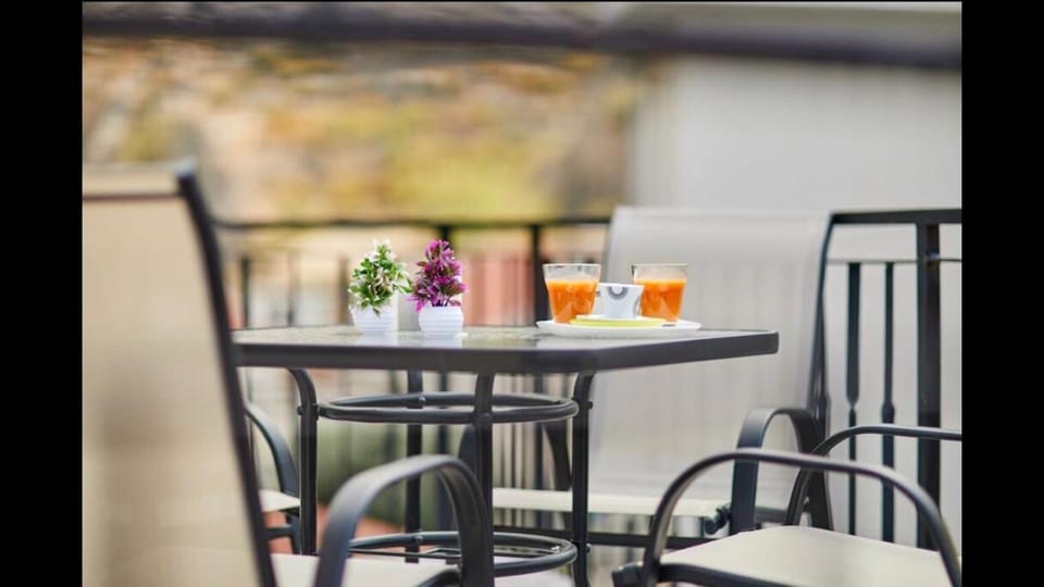 Patio, Garden, Seating area