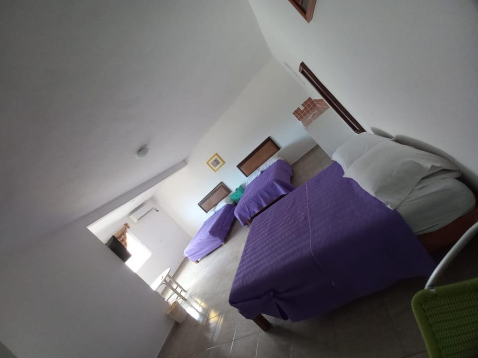Airport Sleepy Inn Bed and Breakfast in Cancun
