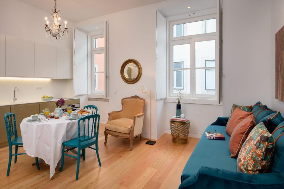 Kitchen or kitchenette, Living room