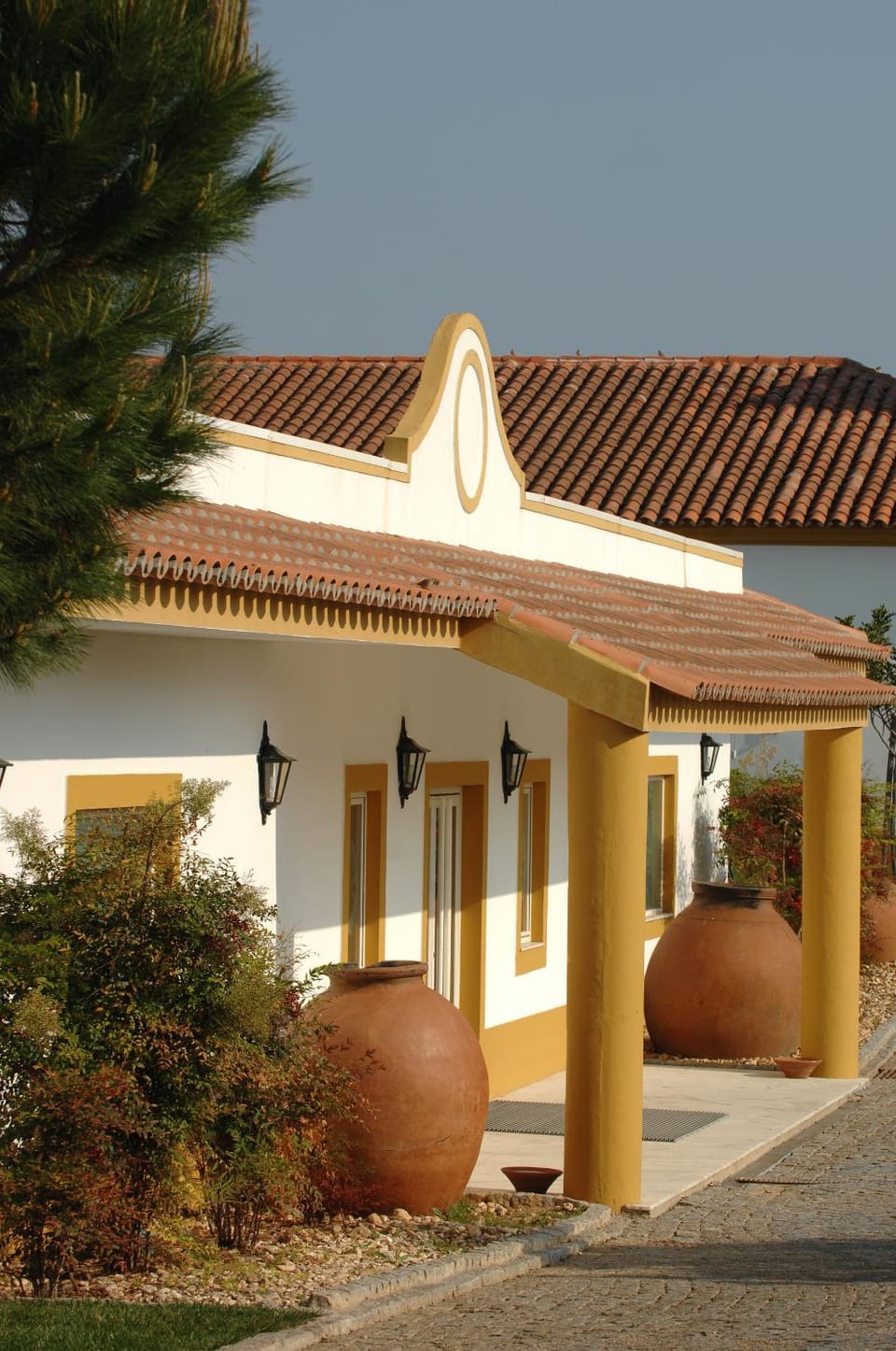 Facade/entrance