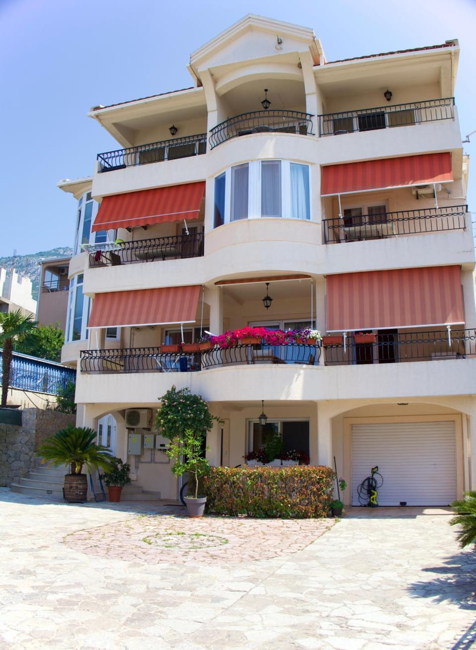 Apartments Grabovica Apartment in Montenegro