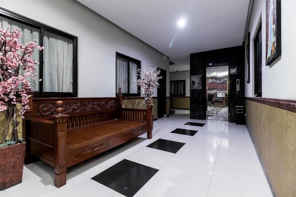 Lobby or reception, Area and facilities