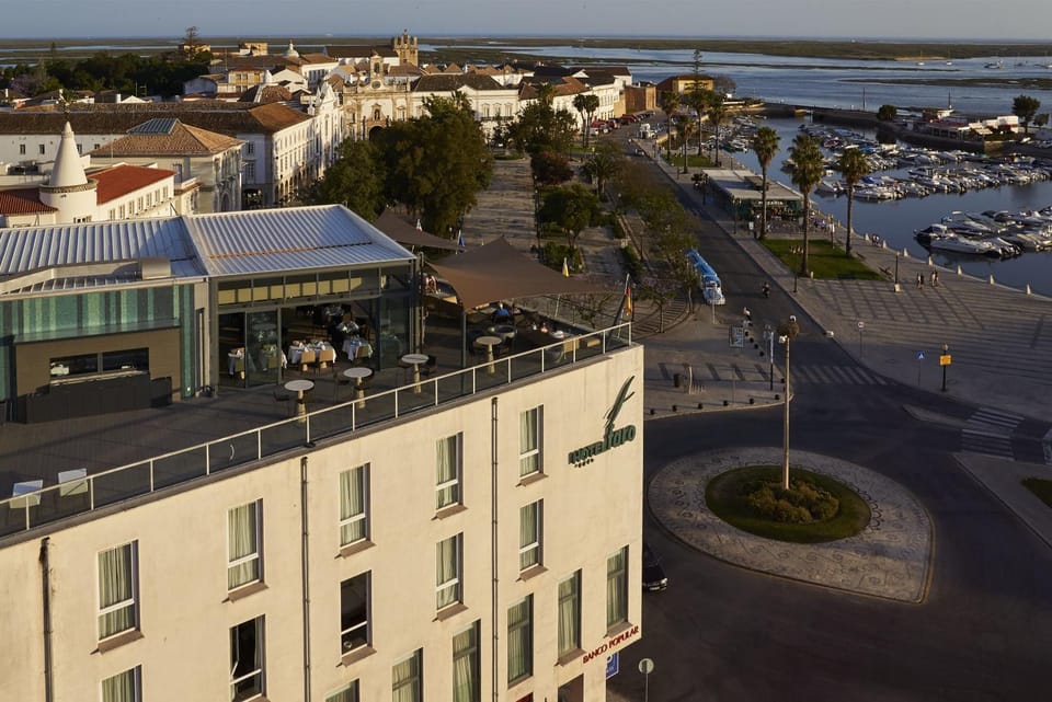 Property building, Bird's eye view, Balcony/Terrace, Sea view