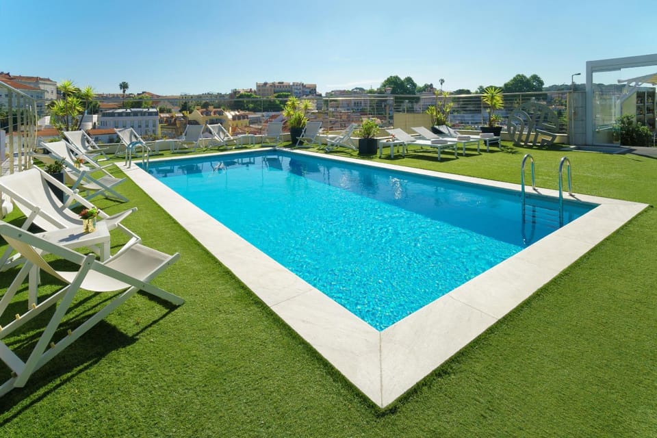 Pool view, Swimming pool