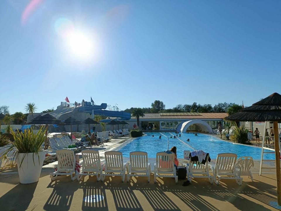 Pool view, Swimming pool