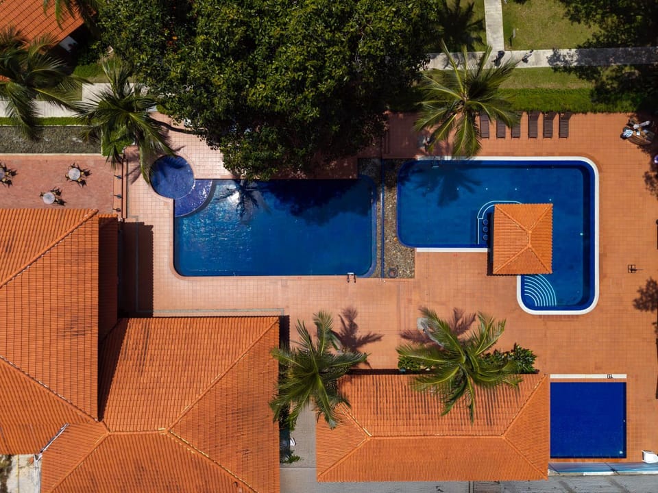 Day, Bird's eye view, Pool view, Swimming pool