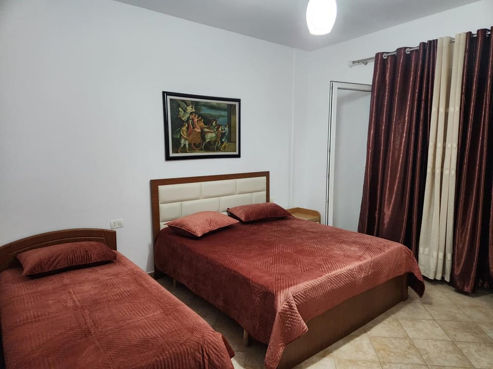 Photo of the whole room, Bedroom