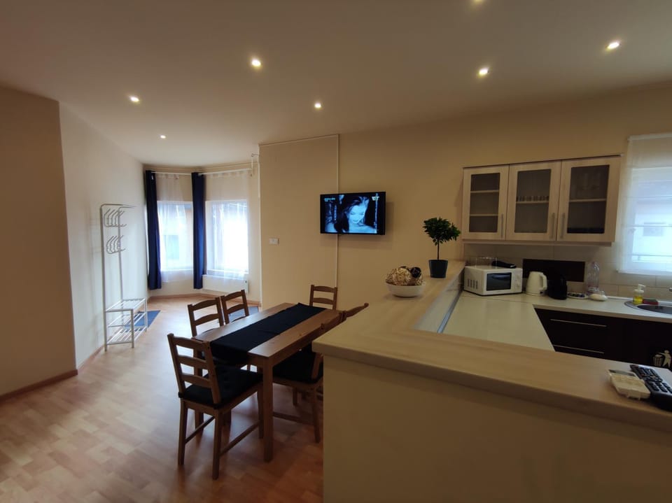 View (from property/room), Dining area