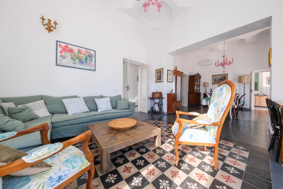 Property building, Living room