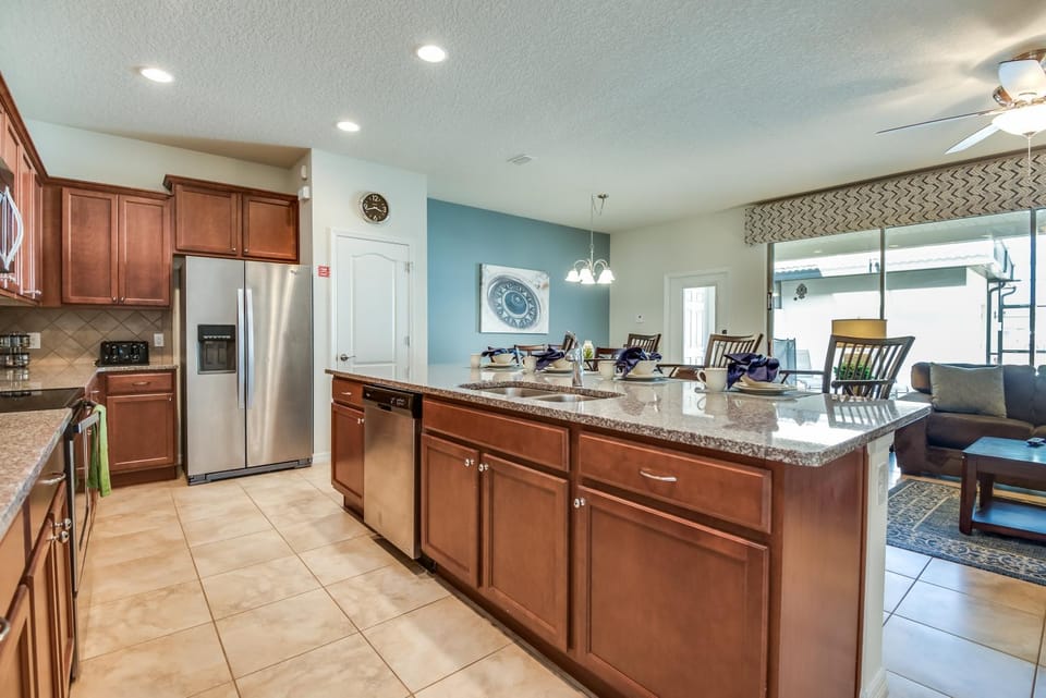 Townhome wPrivate Pool & FREE on-site Water Park House in Osceola County