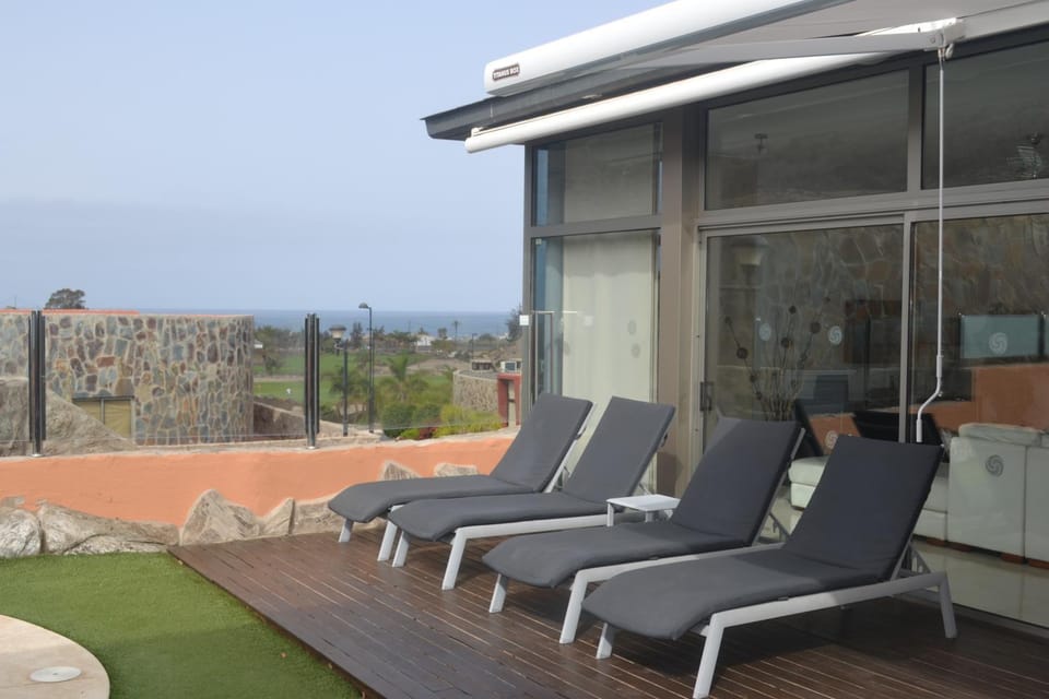 Opal Villa de Luxe Villa in Comarca Sur