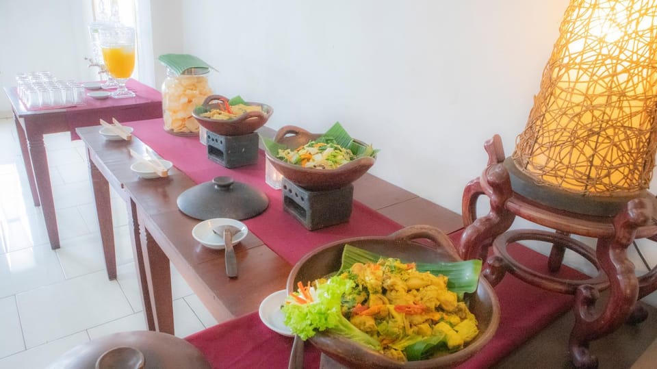Restaurant/places to eat, Food and drinks, Food, Lunch