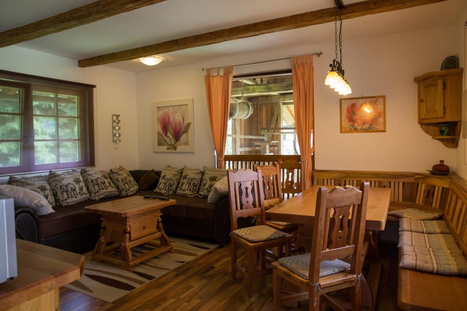 Buschenschank Ofnerpeter Inn in Styria