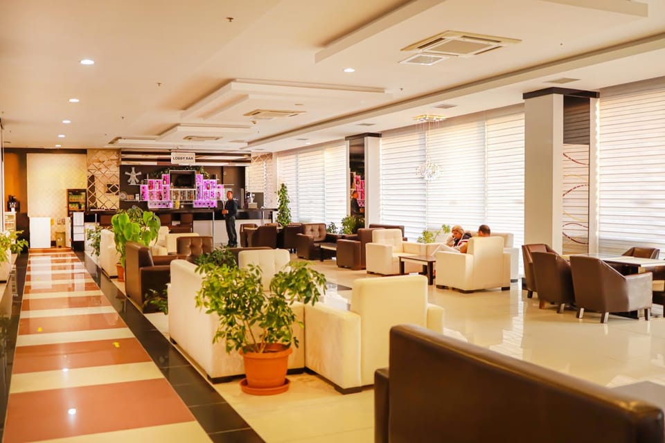 Lobby or reception, Seating area