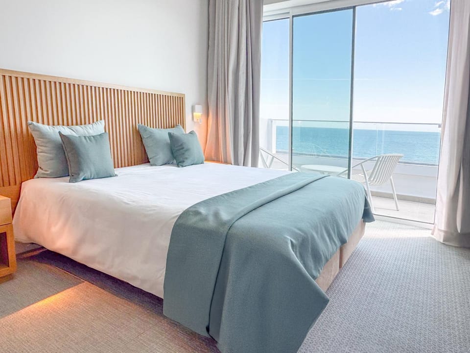 Bed, View (from property/room), Photo of the whole room, Bedroom, Sea view