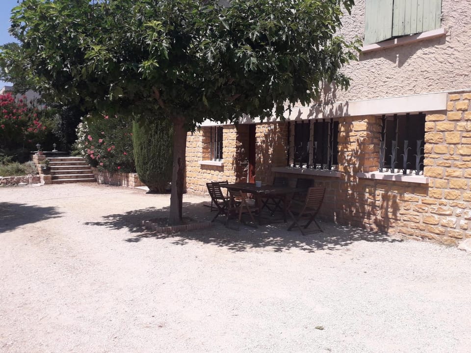 les oliviers Apartment in Carpentras