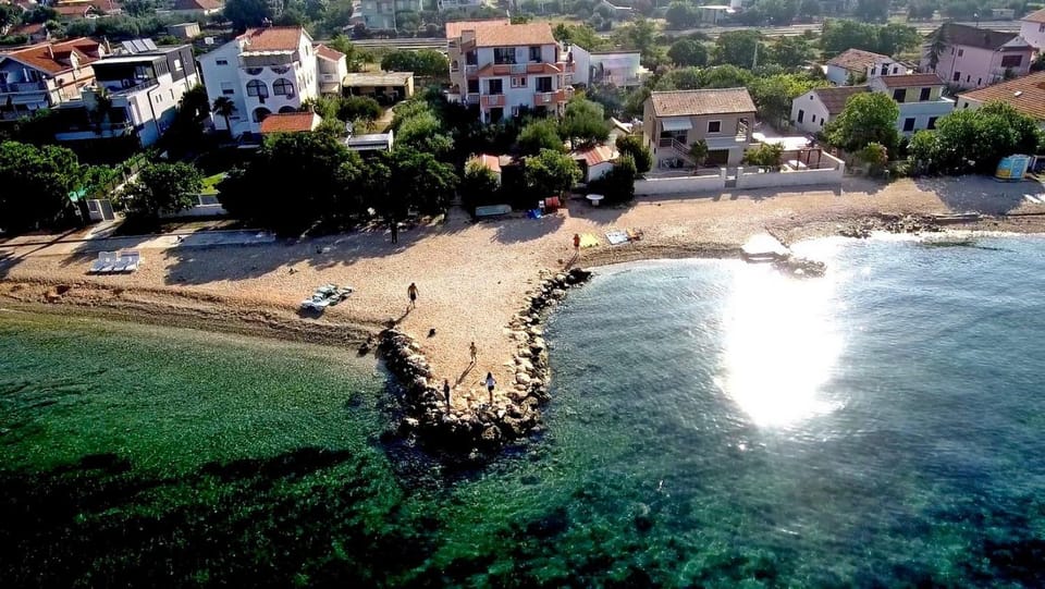 Day, Natural landscape, Bird's eye view, Summer, Beach, On site, Area and facilities