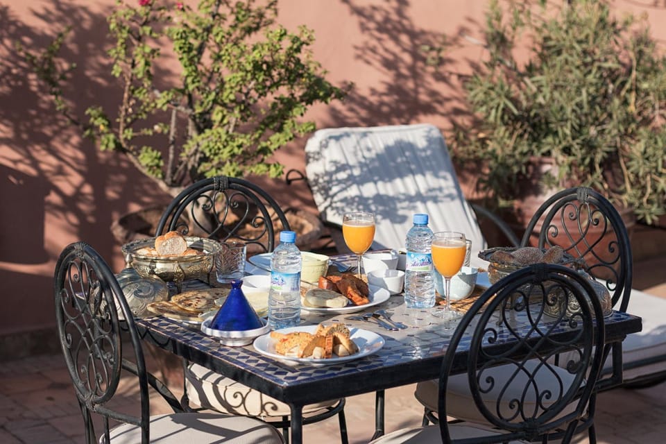 Breakfast, Continental breakfast