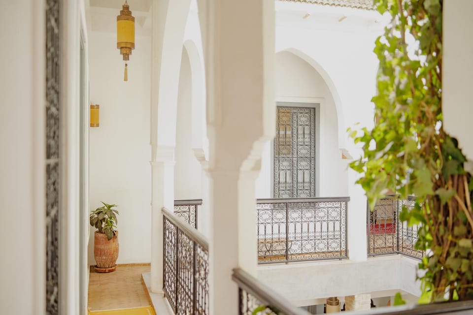 Property building, Balcony/Terrace