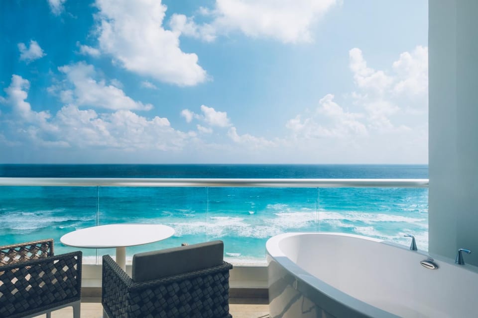 Day, Hot Tub, Balcony/Terrace, Sea view