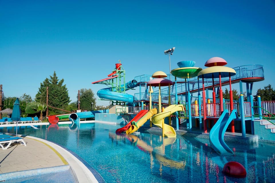 Aqua park, Swimming pool