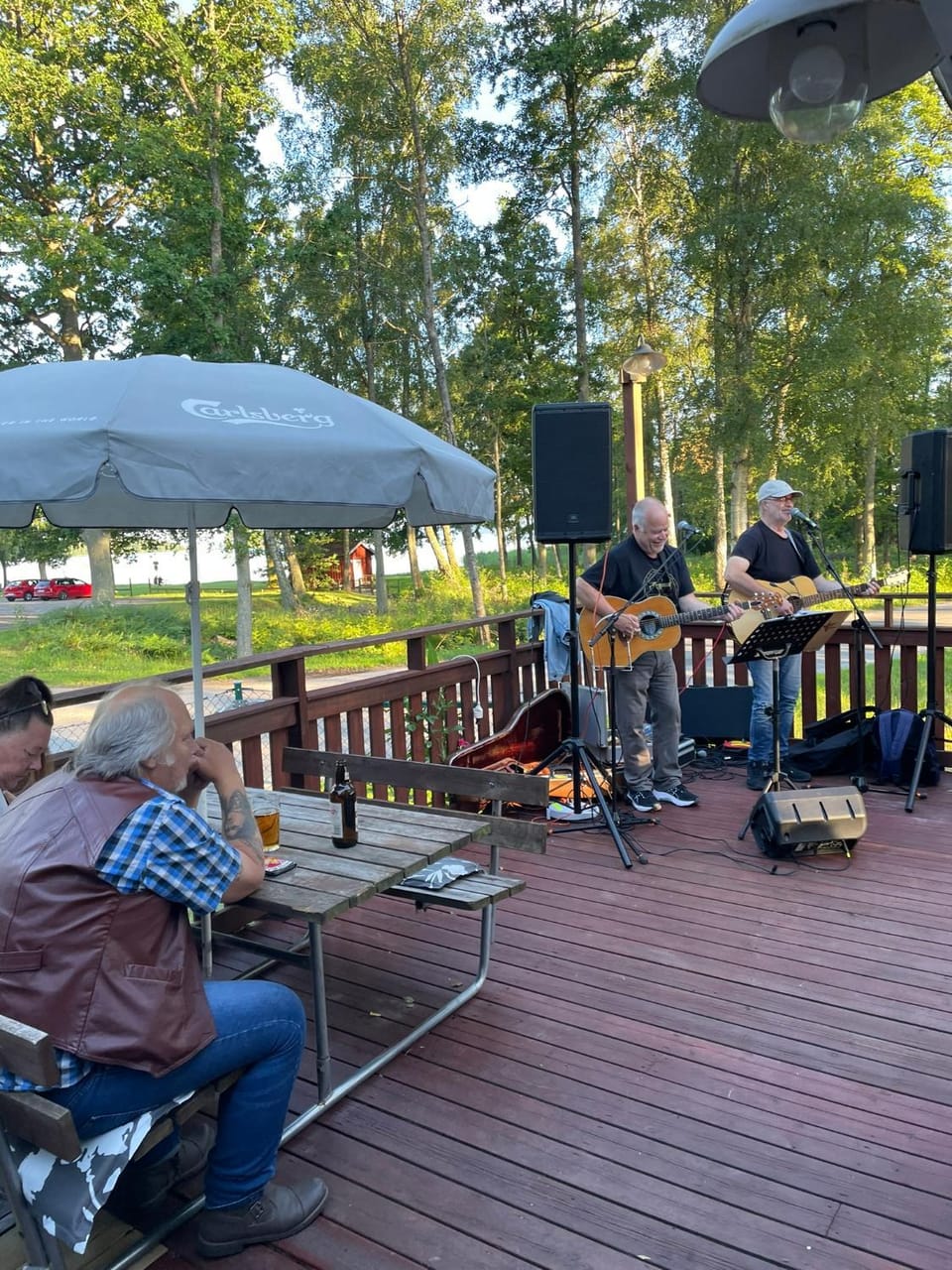 Restaurant/places to eat, Evening entertainment
