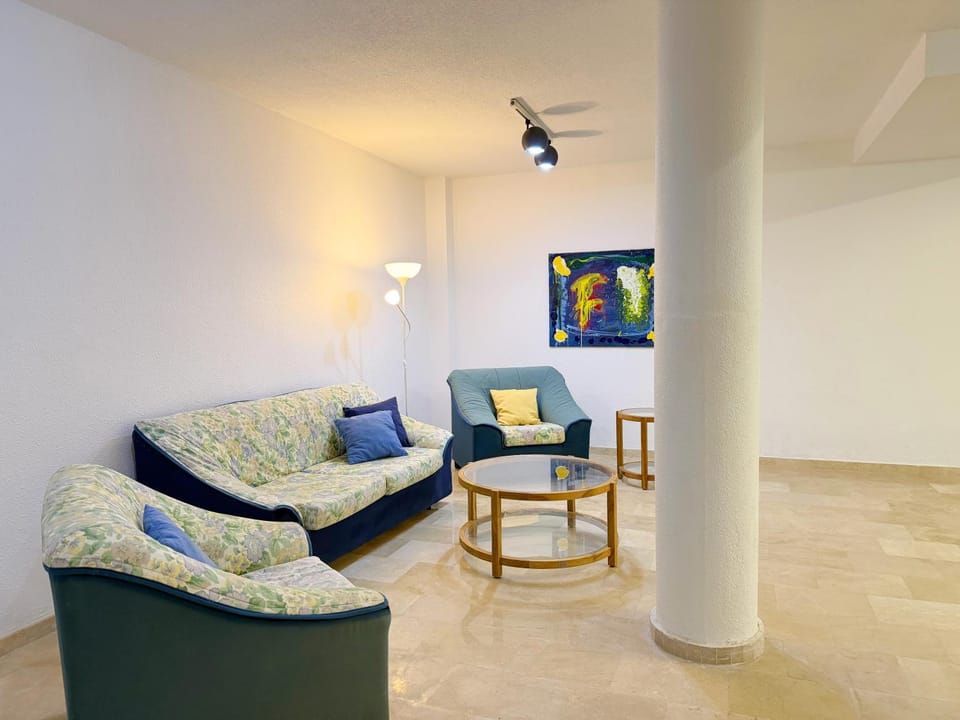 Communal lounge/ TV room, Game Room, Living room