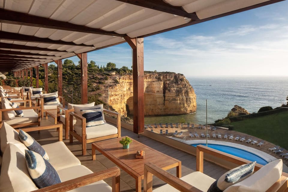Lounge or bar, On site, Swimming pool, sunbed