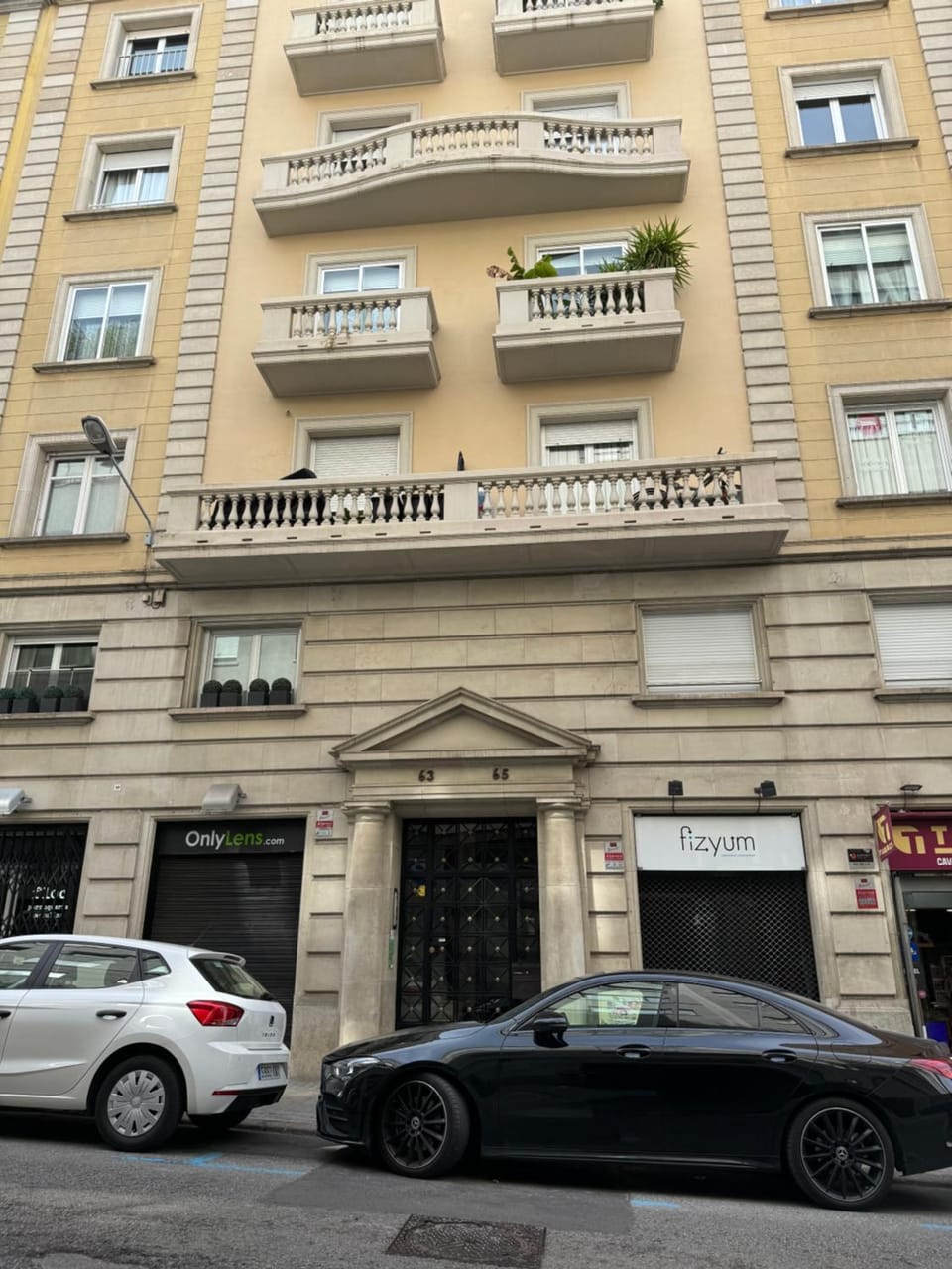 Pensión Laforja Bed and Breakfast in Barcelona