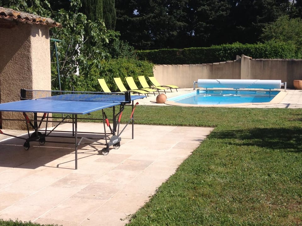 Swimming pool, Swimming pool