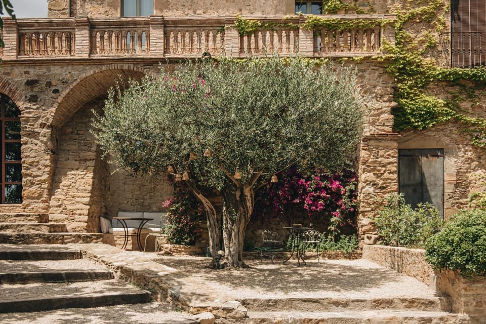 Property building, Garden
