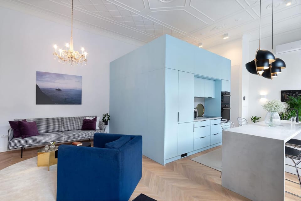 Living room, Seating area