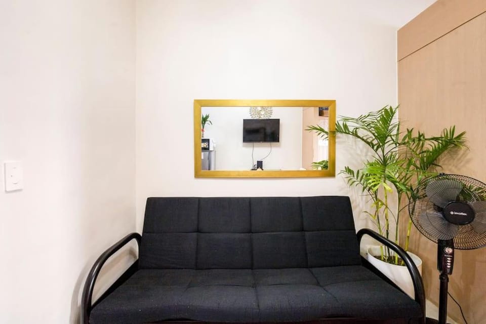 Affordable condotel near Manila Airport Apartment in Las Pinas