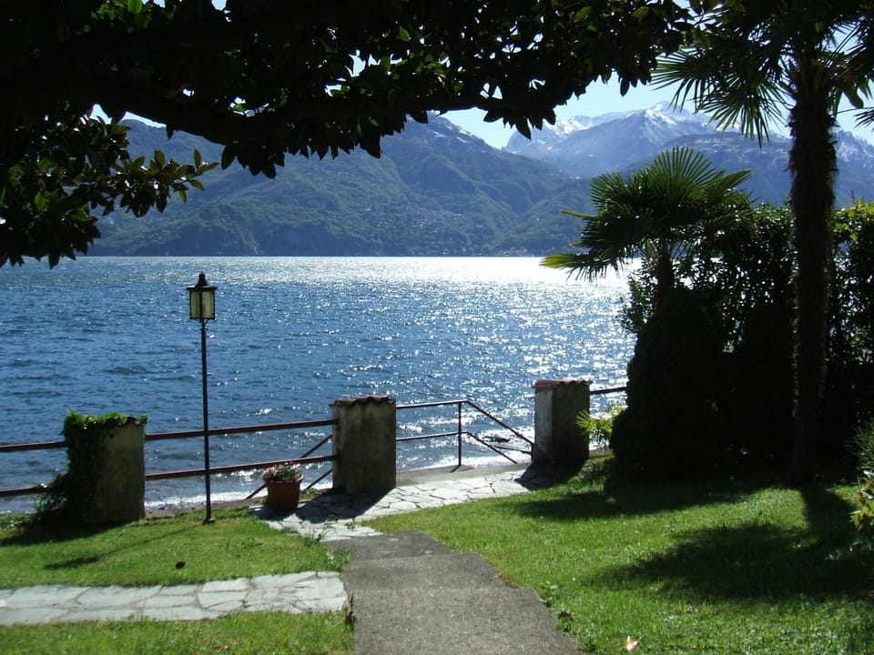 Garden, Lake view, Mountain view