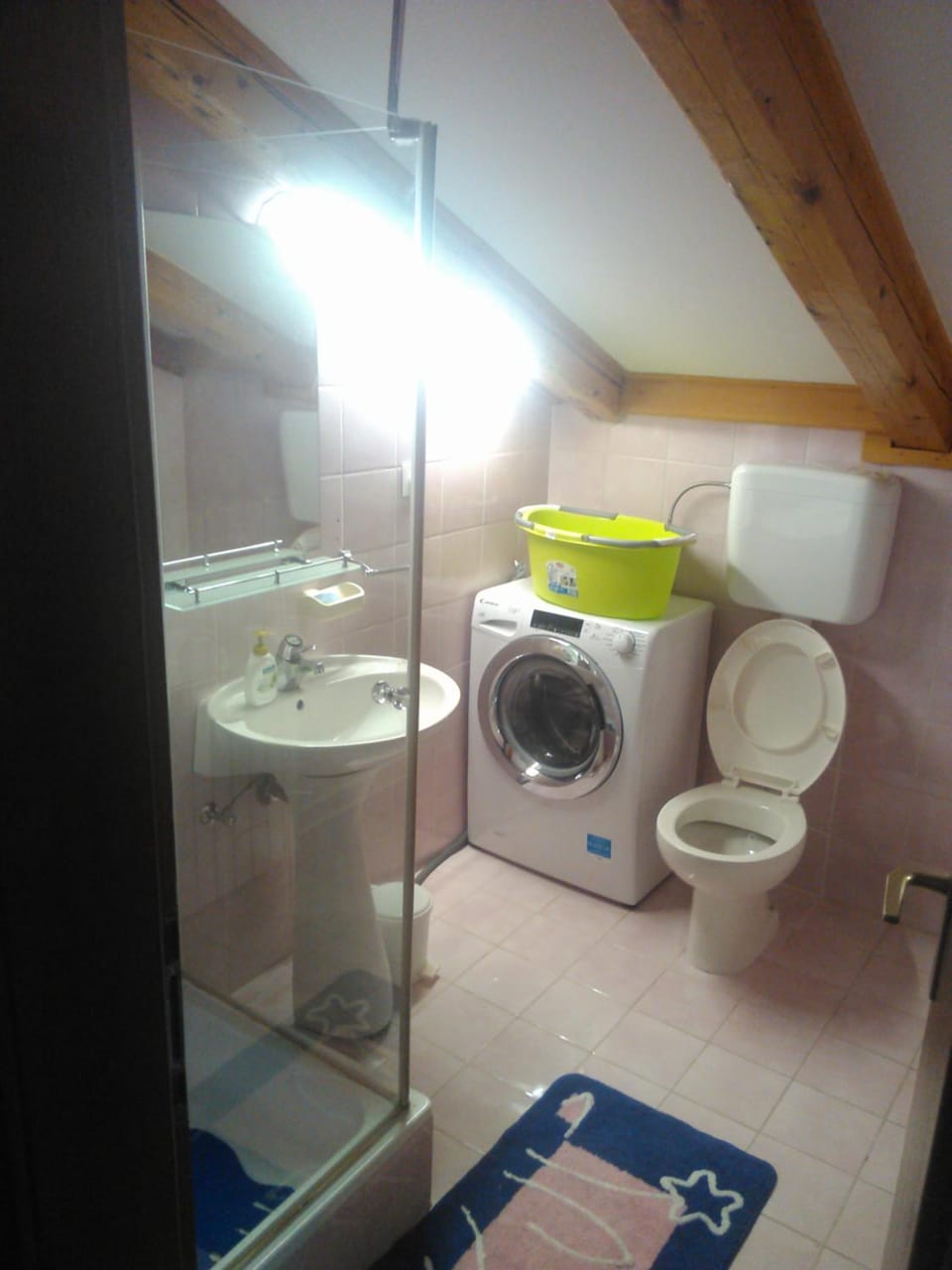 Shower, Toilet, Bathroom