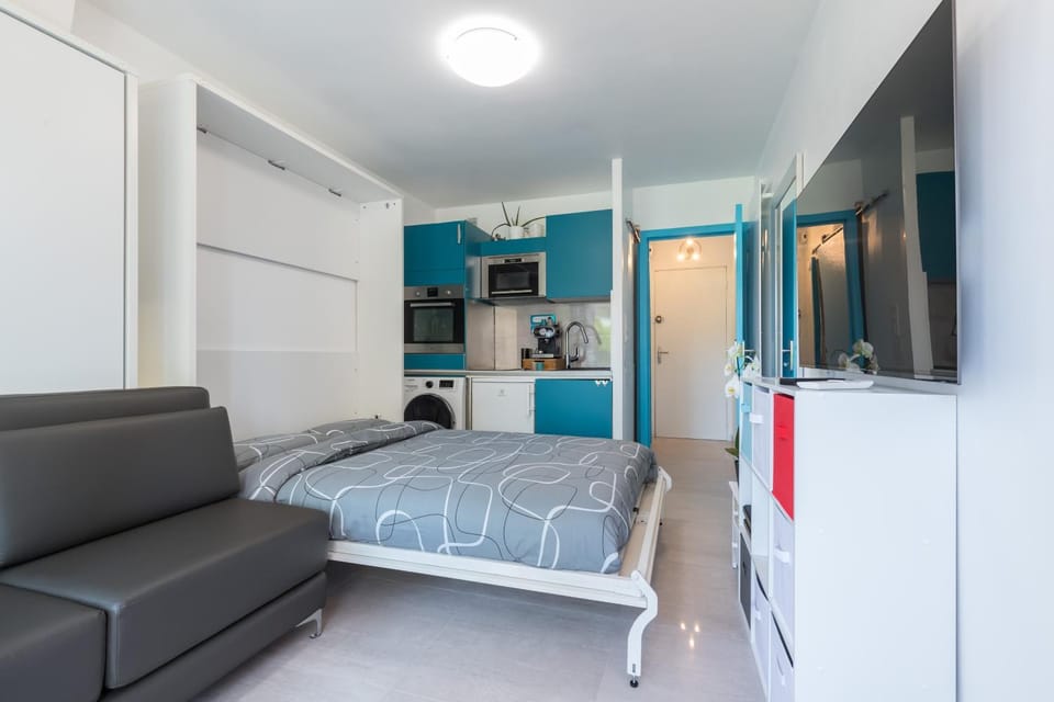 Beautiful studio near sea (free parking) Apartment in Roquebrune-Cap-Martin