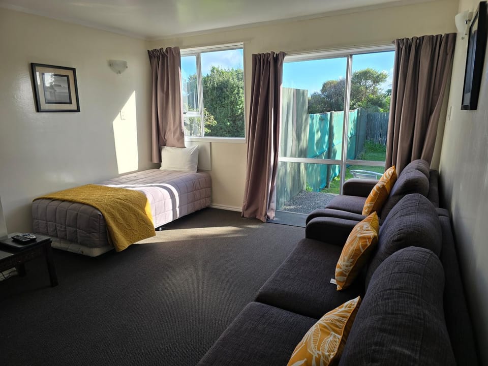 Bed, Balcony/Terrace, Living room, Seating area