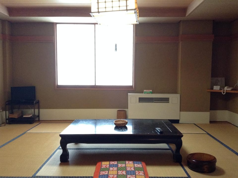 Day, Living room