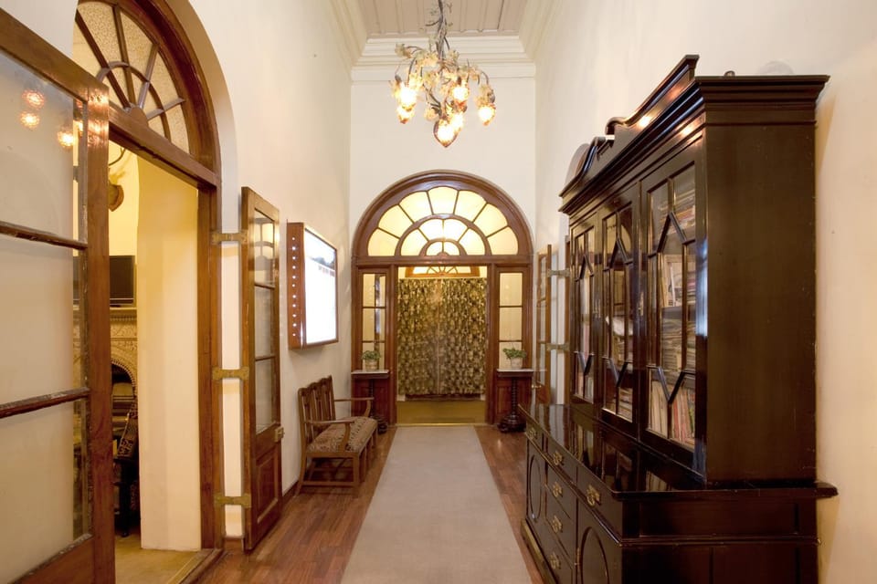 Library, Lobby or reception