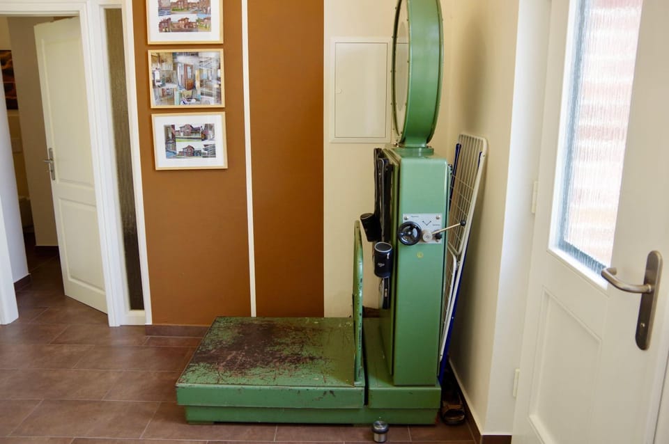 Urlaubsbahnhof-Stellwerk Apartment in Mecklenburg-Vorpommern, Germany