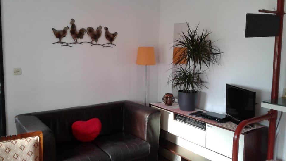 TV and multimedia, Living room, Photo of the whole room, Seating area
