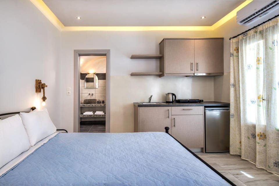 Kitchen or kitchenette, Photo of the whole room