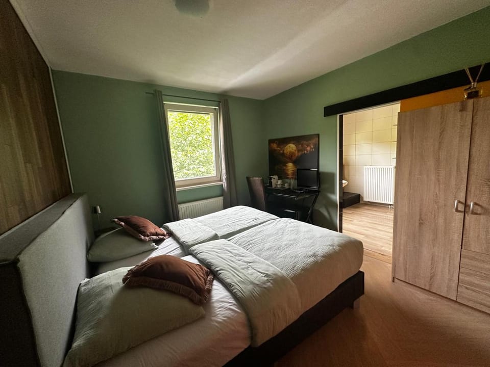 La Belle Heure B&B - formerly Huis van Steen - Bed and Breakfast in Flevoland, Netherlands