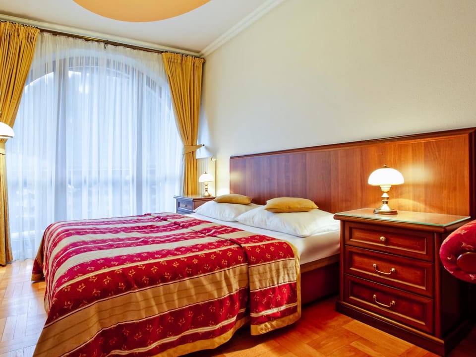 Bed, View (from property/room), Other, Photo of the whole room, Decorative detail, Bedroom, On site, Area and facilities