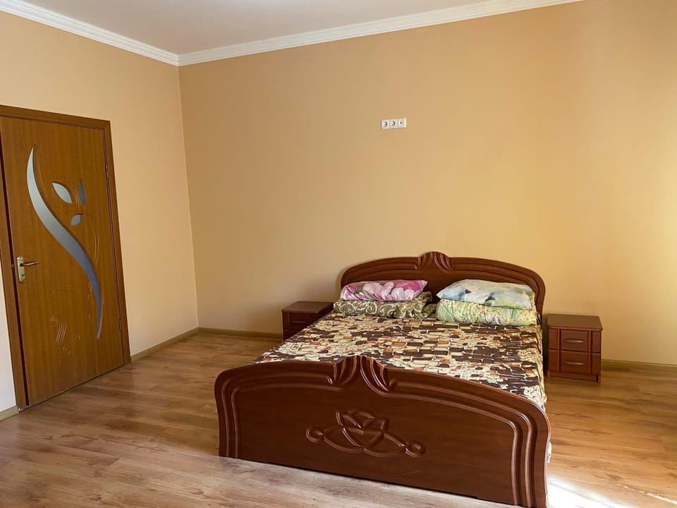 Bed, Photo of the whole room, Bedroom, locker