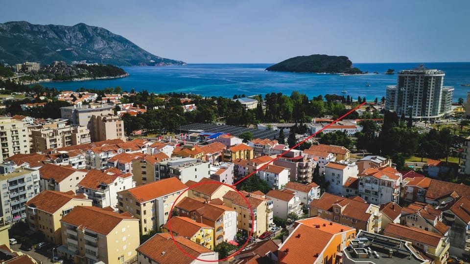 Bird's eye view, City view, Sea view