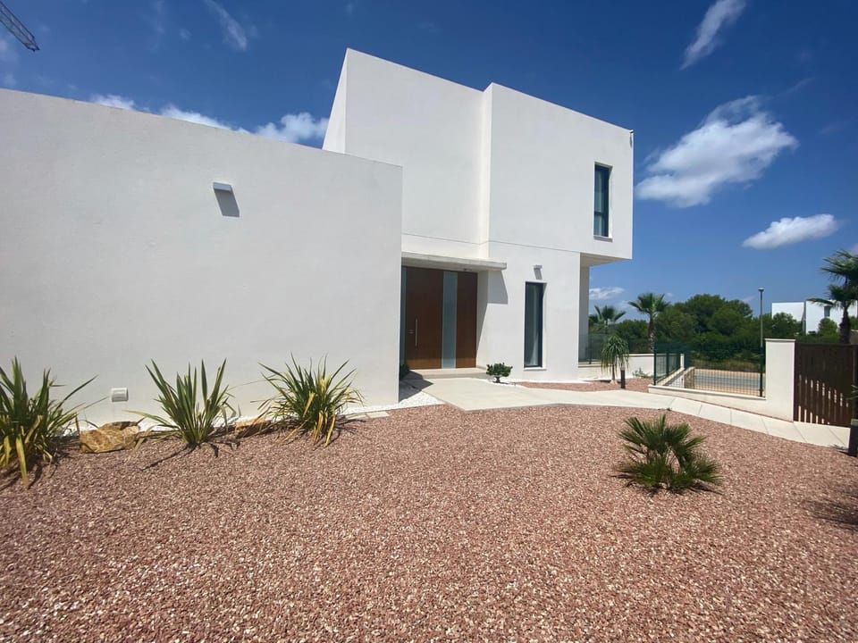 Property building, Day