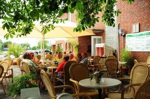 Patio, group of guests