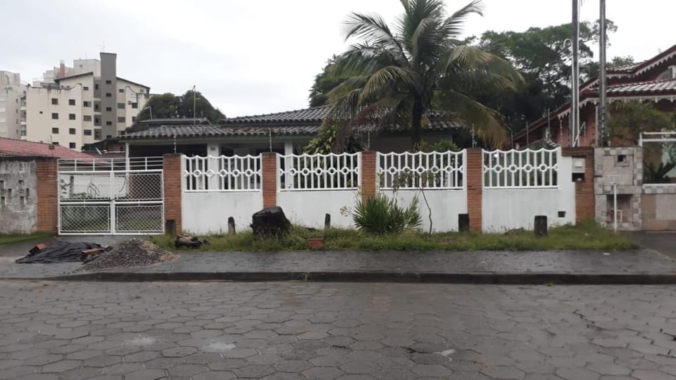 Property building, Nearby landmark
